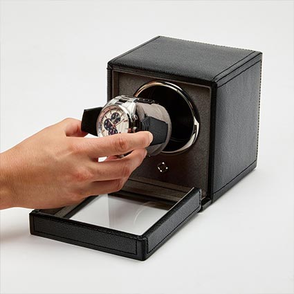 Single Watch Winder Engineered by Professionals